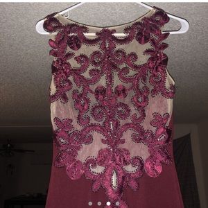 Burgundy Sleeveless embroidered dress